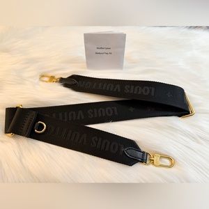 🔥 Louis Vuitton Black Bandouliere Crossbody Strap 🔥
